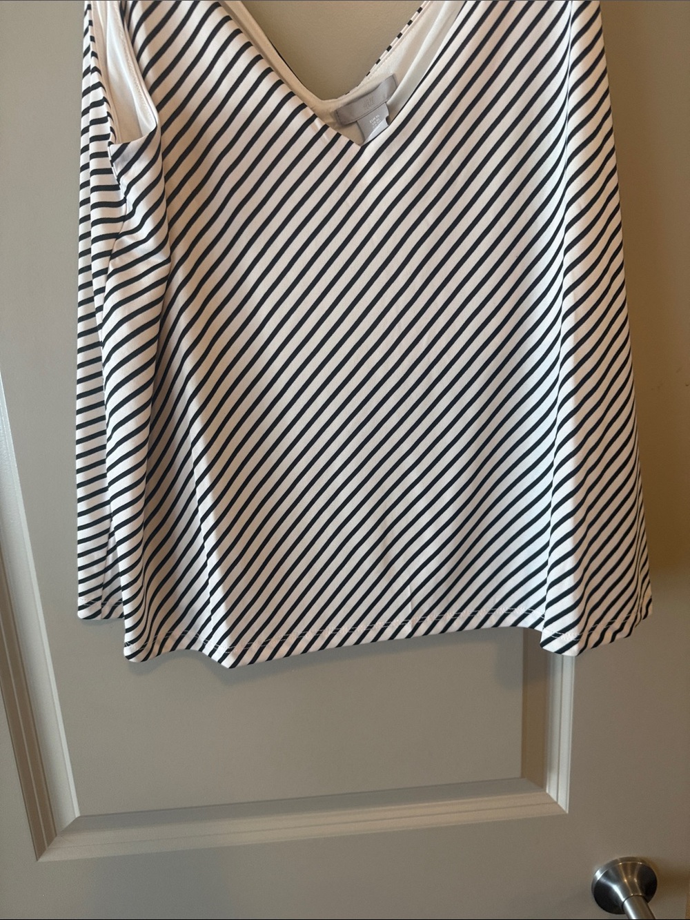 H&M Striped Black and White V-Neck Satin Camisole - Picture 5 of 6